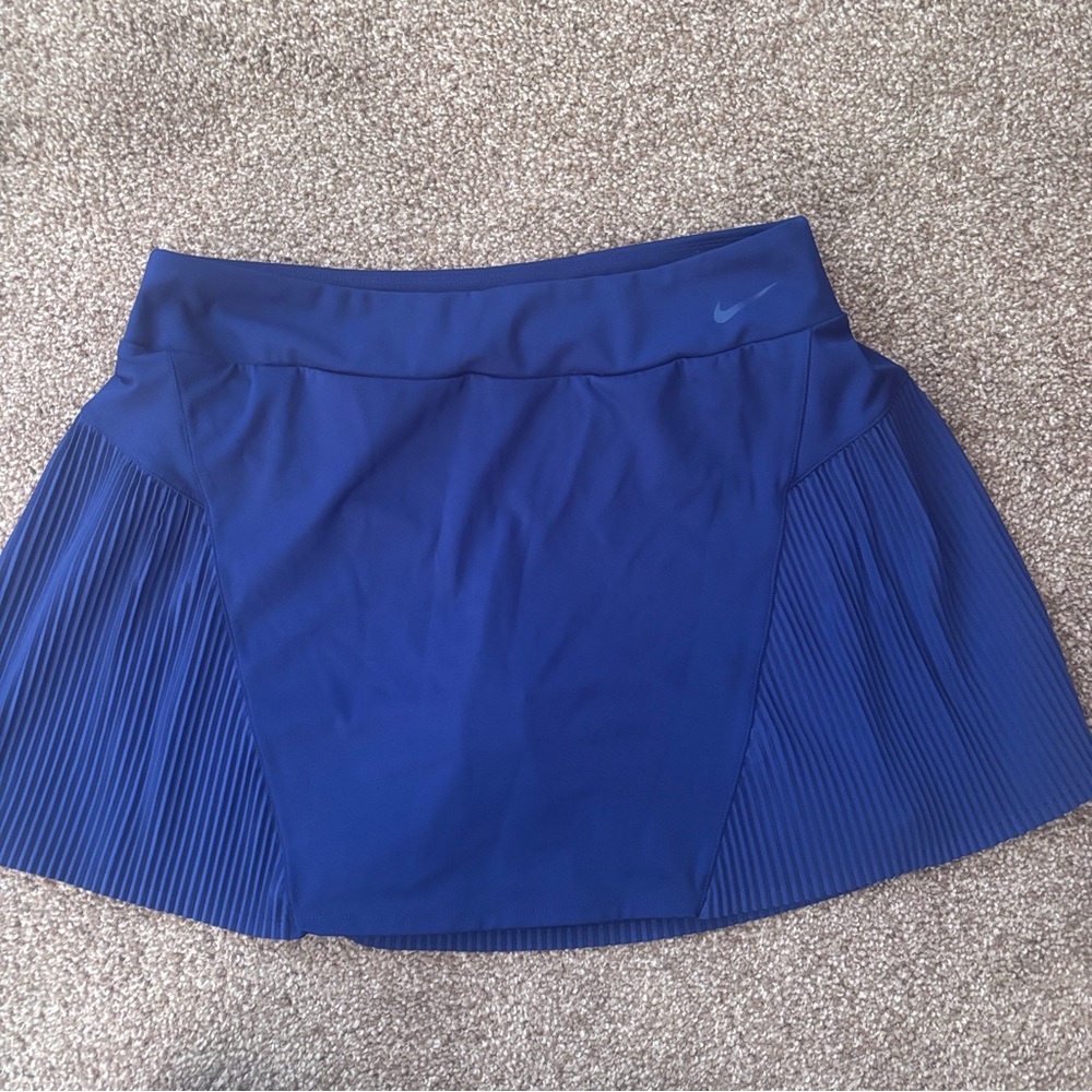 Navy size medium Nike Dri-Fit Athletic Skirt